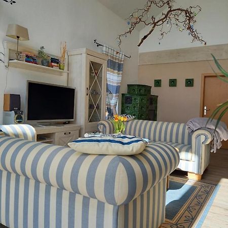 Haus Bernstein Villa Hohen Schoenberg Kültér fotó